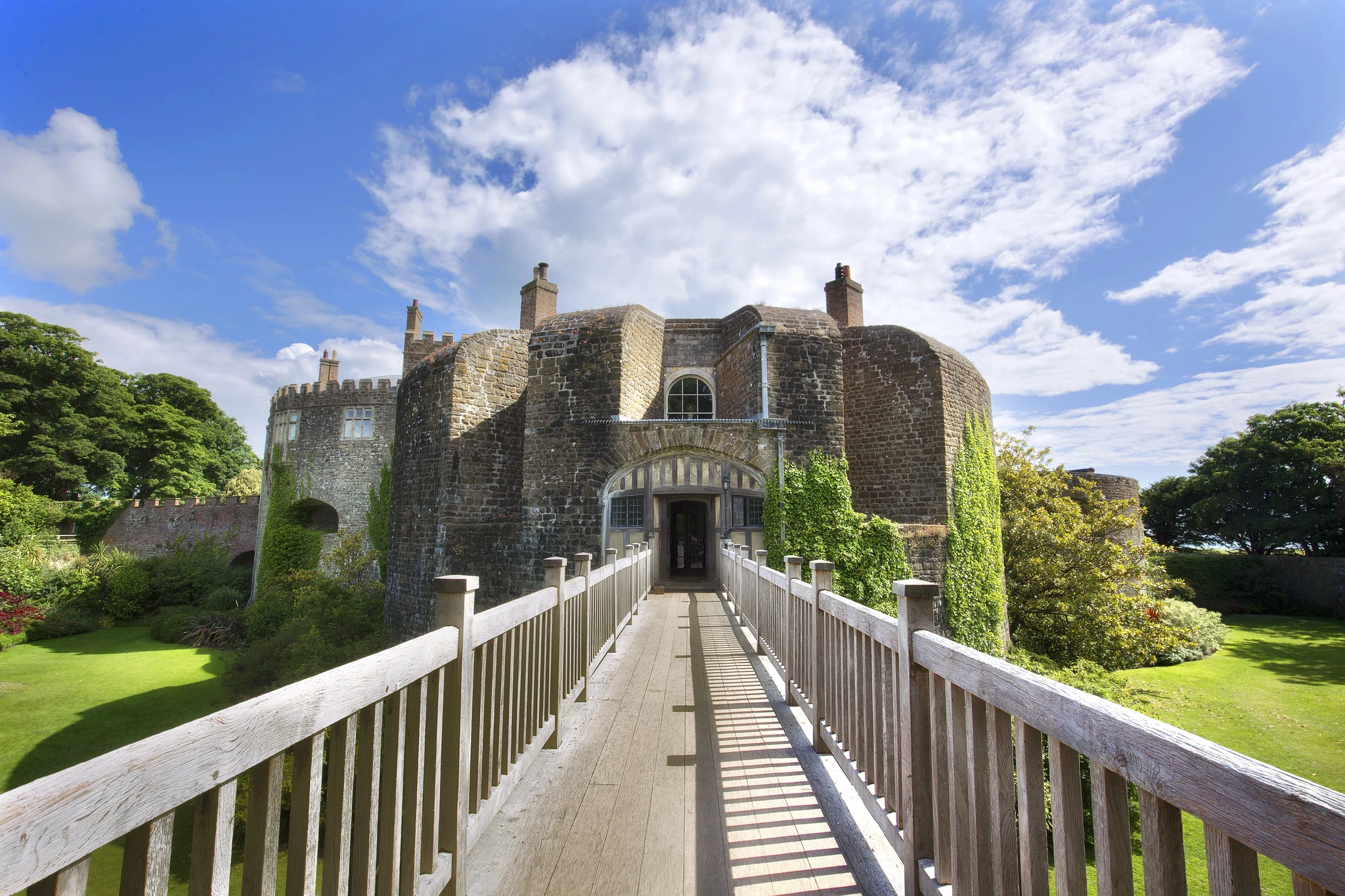 Book a Viewing - Kinleigh Folkard & Hayward