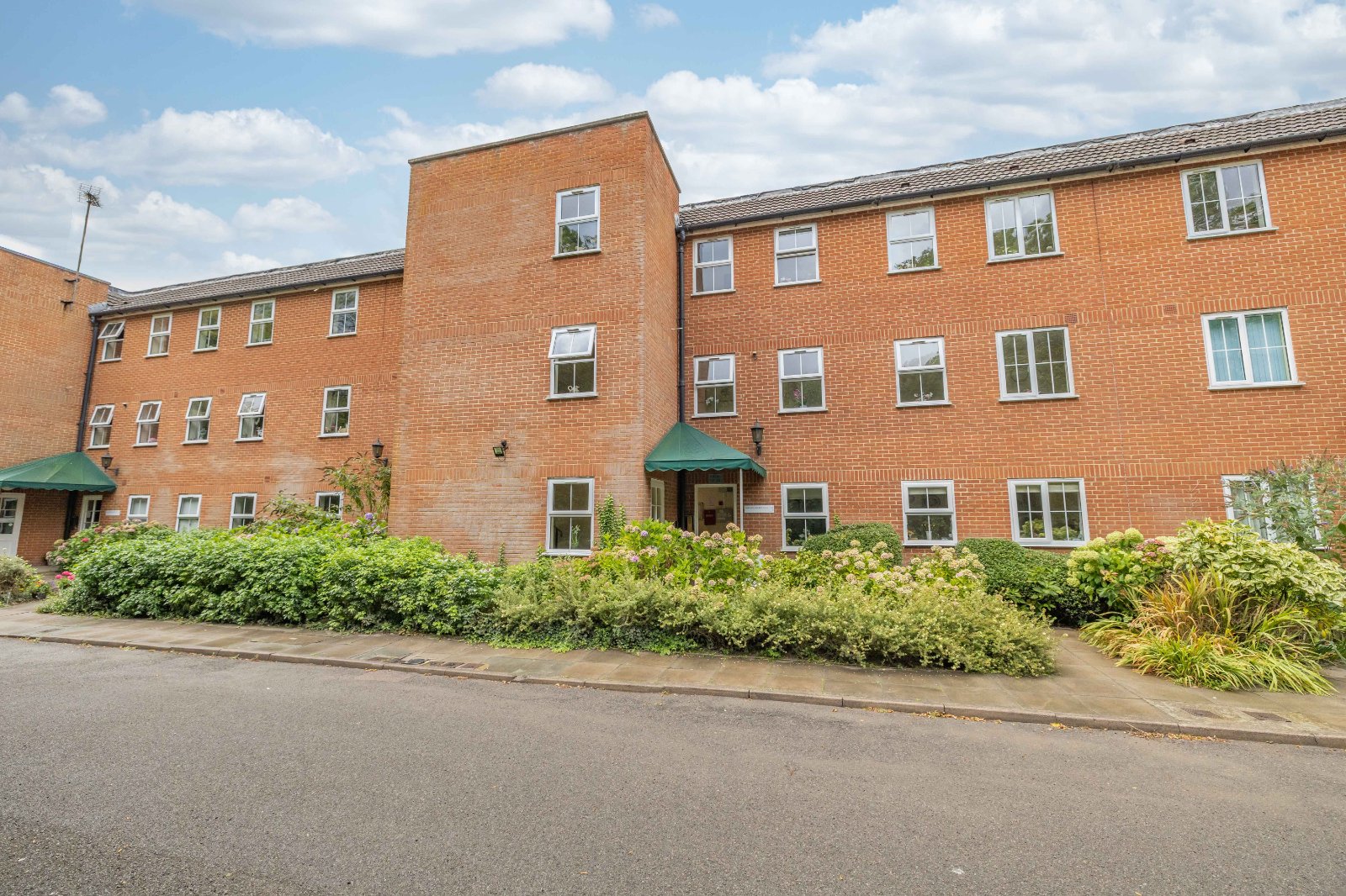 Chapel Road, Hothfield, Ashford, Kent, TN25 - Miles & Barr