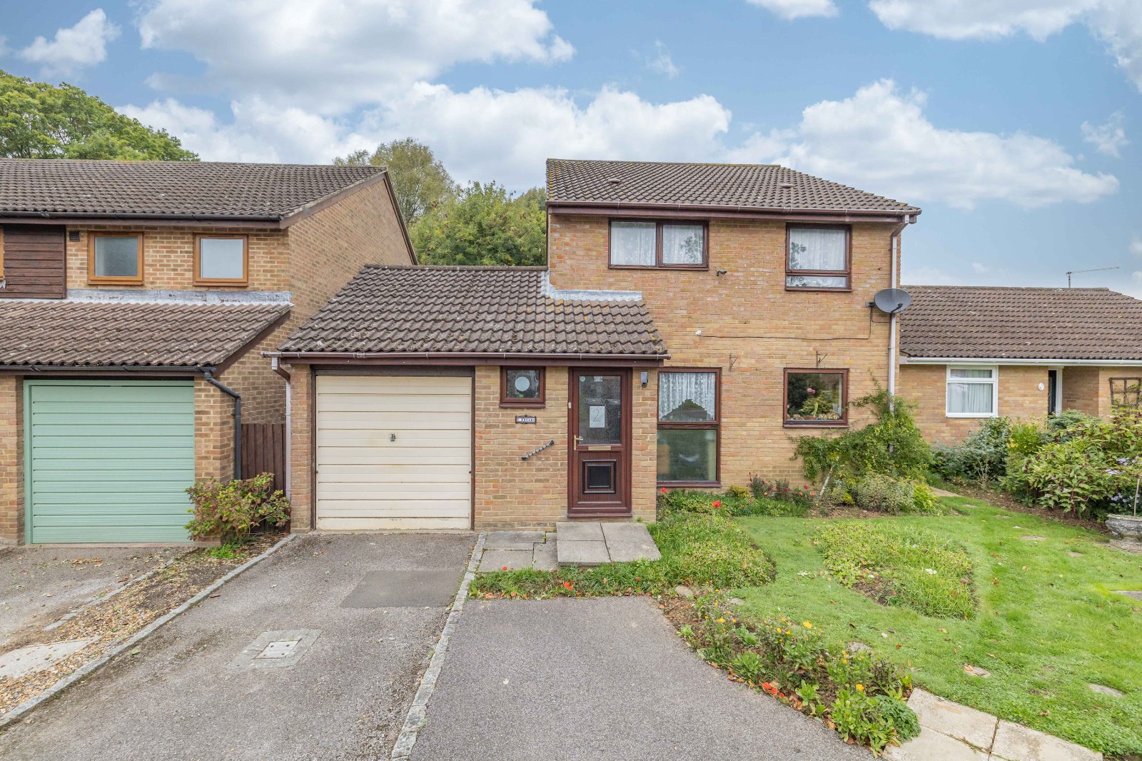 Covert, Ashford, Kent, TN23 - Miles & Barr