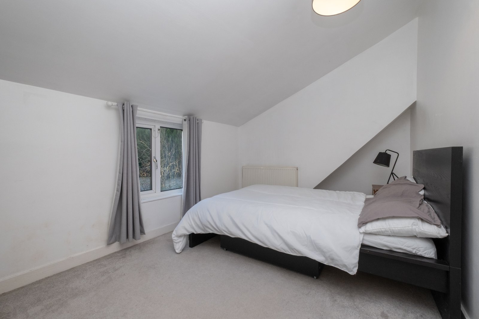 Main Road, Sellindge, Ashford, Kent, TN25