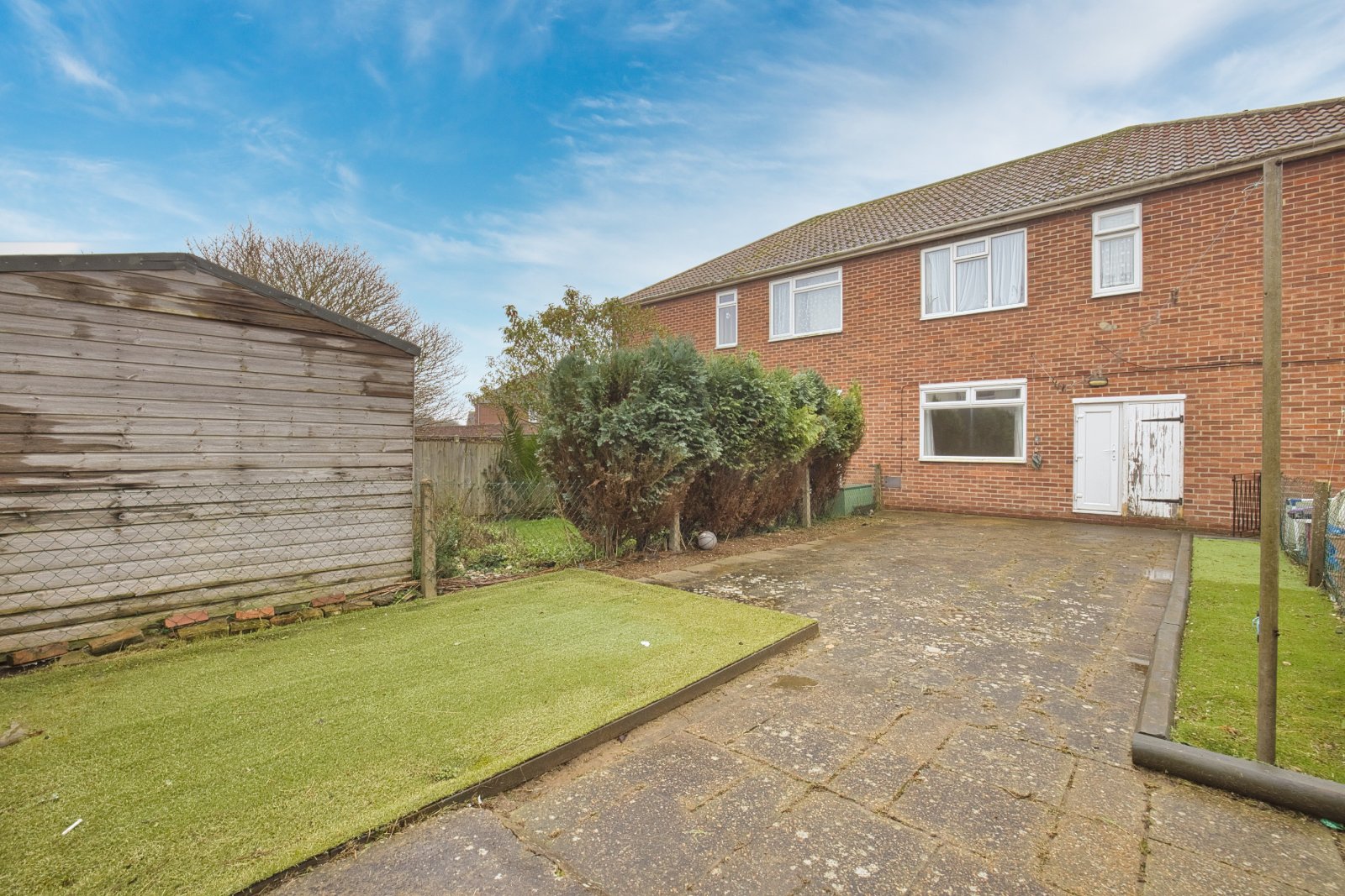 Yarrow Close, Broadstairs, CT10 - Miles & Barr