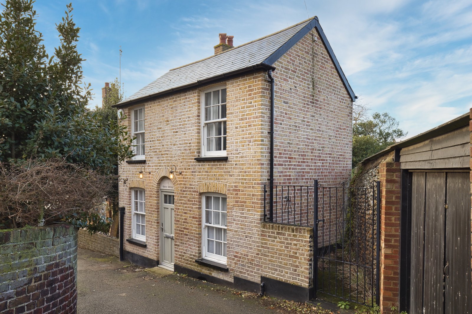 Tunis Row, Broadstairs, Kent, CT10 - Miles & Barr