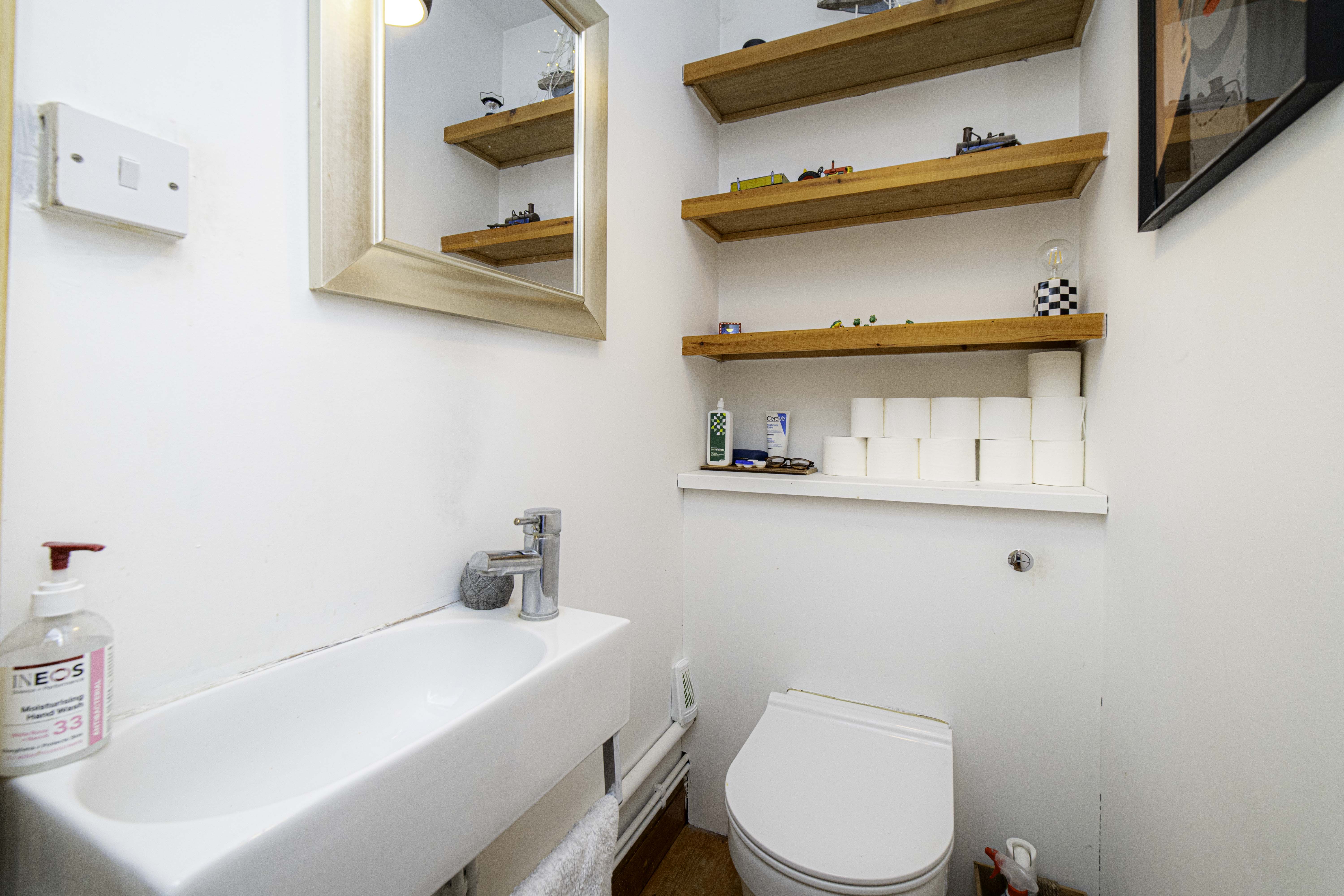 New Dover Road, Canterbury, Kent, CT1