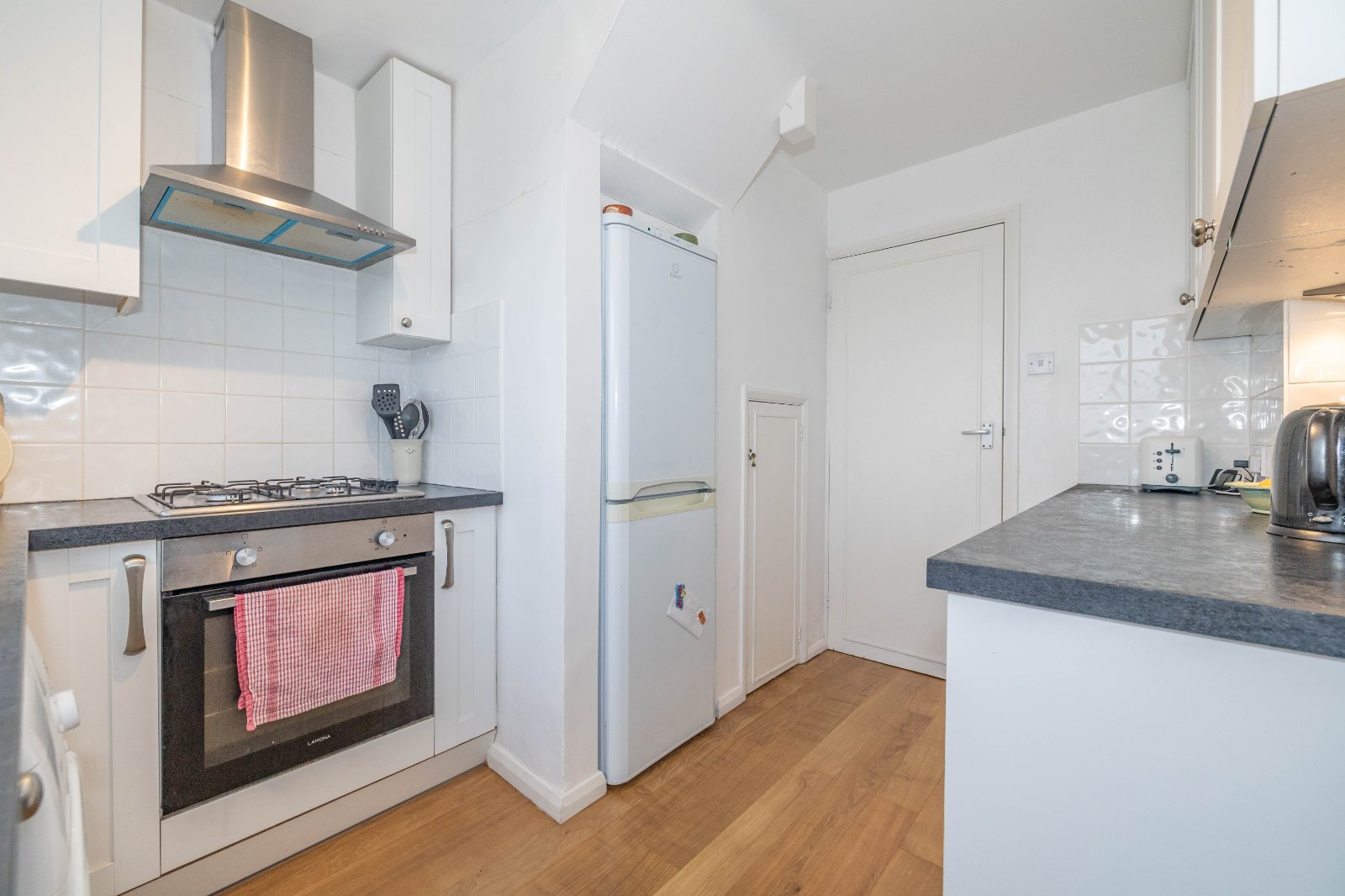 Glen Iris Close, Canterbury, Kent, CT2