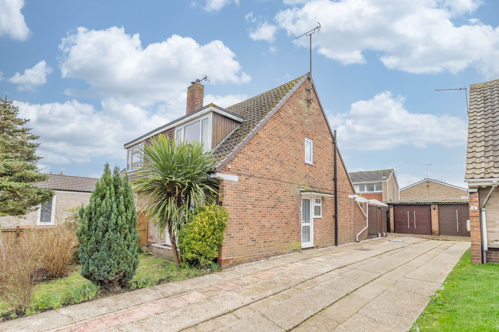 St. Dunstans Close, Canterbury, Kent, CT2 - Miles & Barr