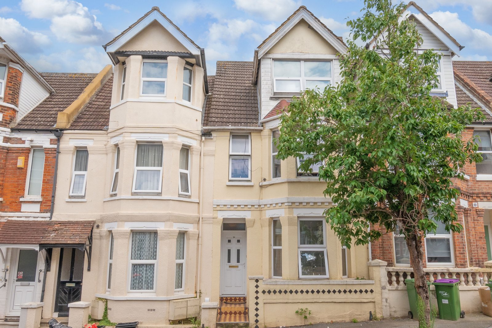 Victoria Road, Folkestone, CT19 - Miles & Barr