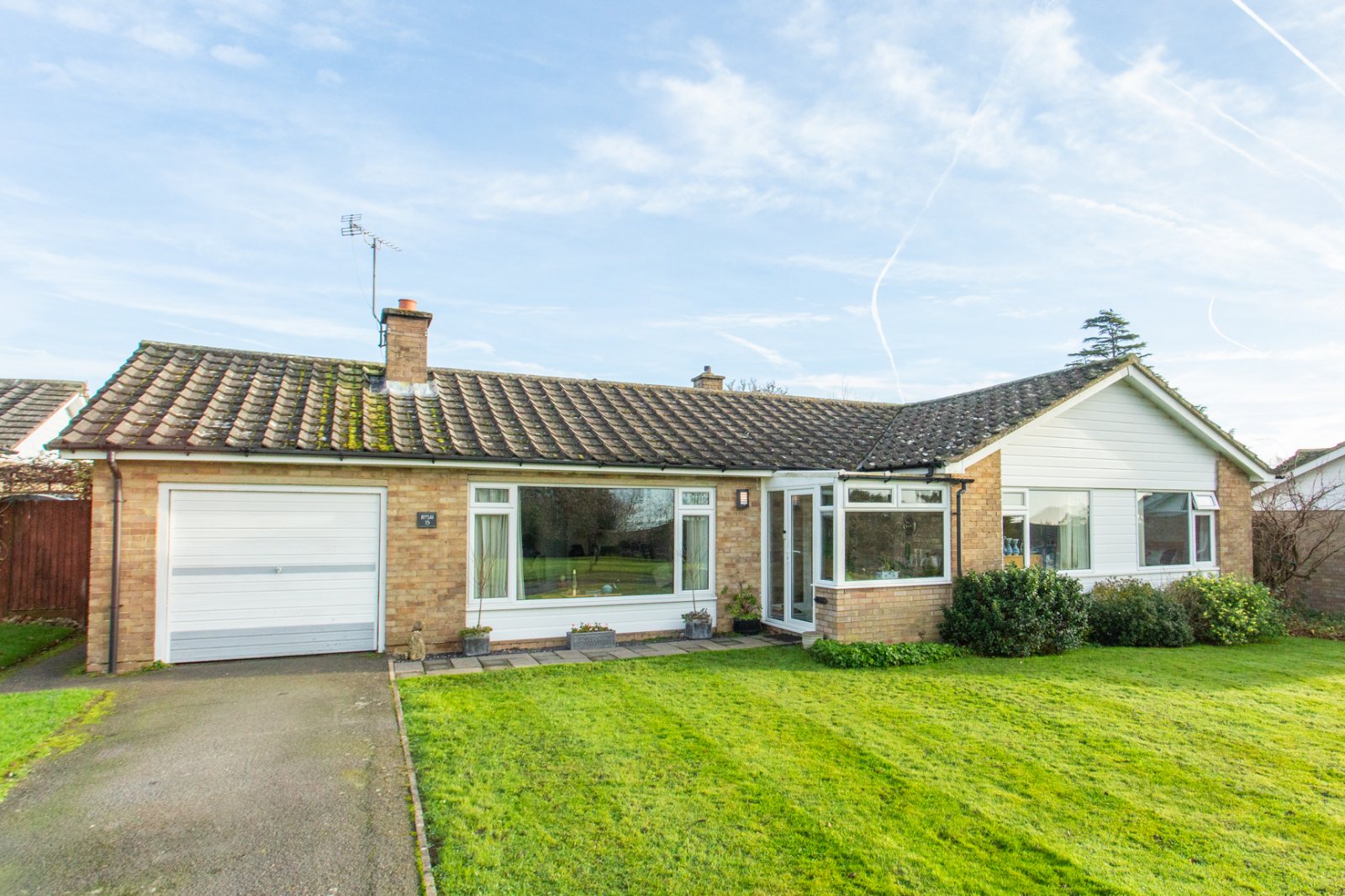 Cherry Glebe, Mersham, Ashford, Kent, TN25 - Miles & Barr