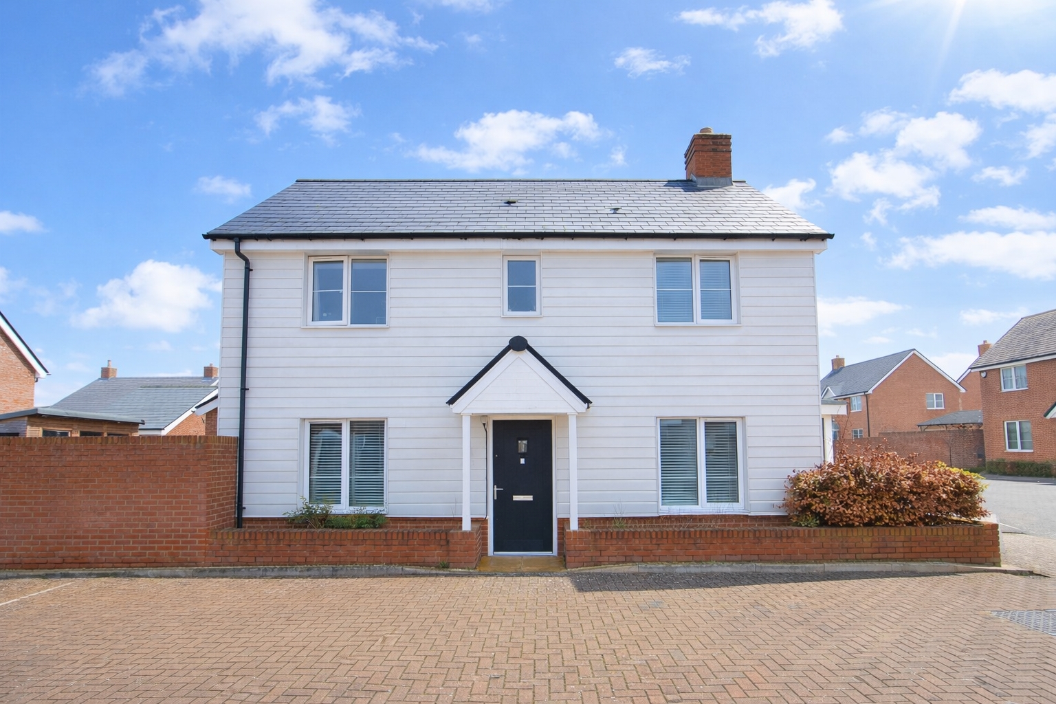 Allmand Drive, Folkestone, Kent, CT20 - Miles & Barr