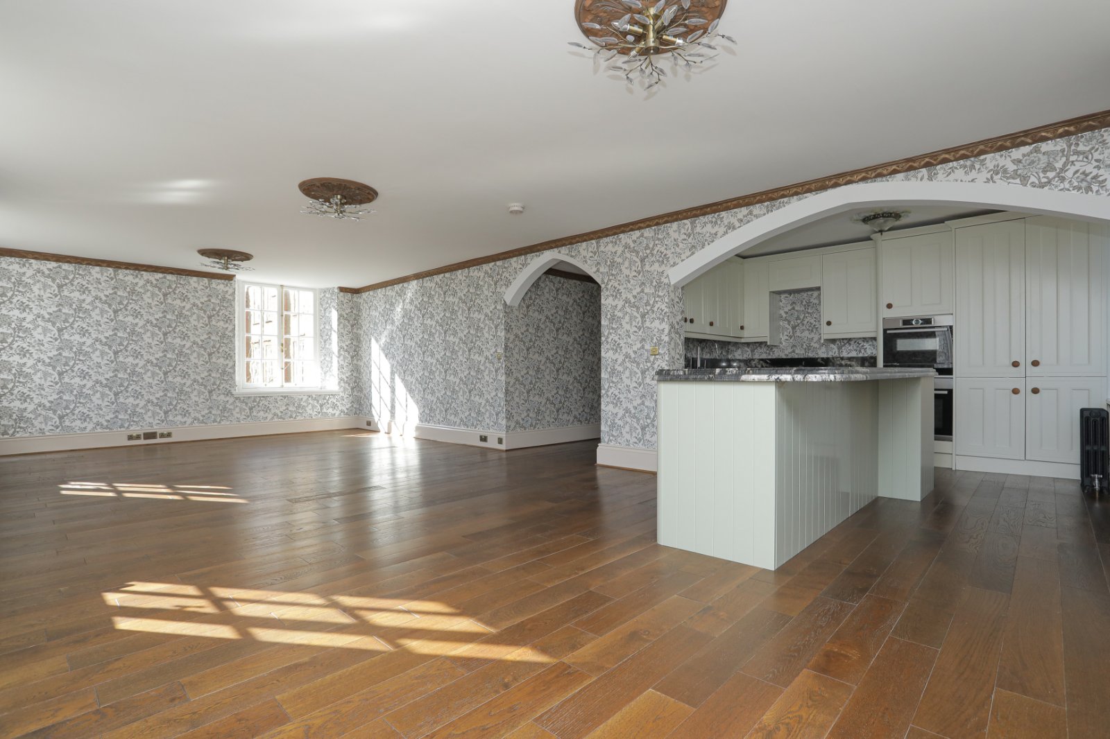 Canterbury Road, Westgate-on-Sea, Kent, CT8 - Miles & Barr