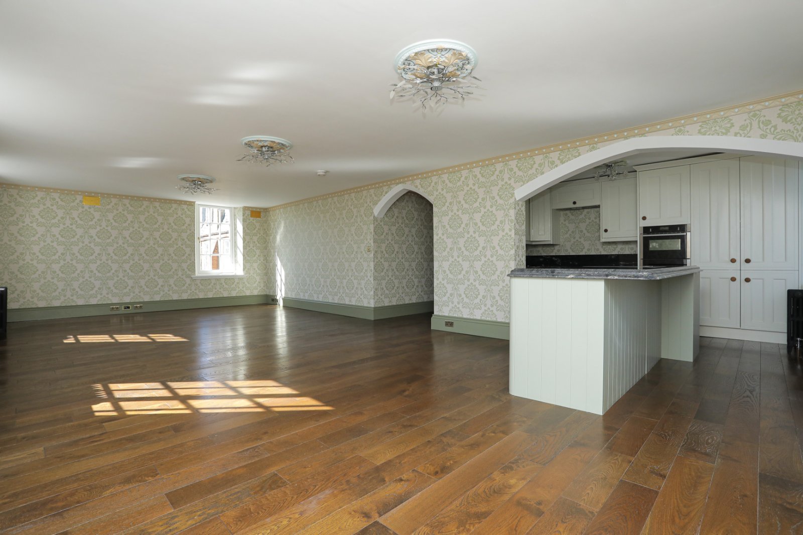 Canterbury Road, Westgate-on-Sea, Kent, CT8 - Miles & Barr