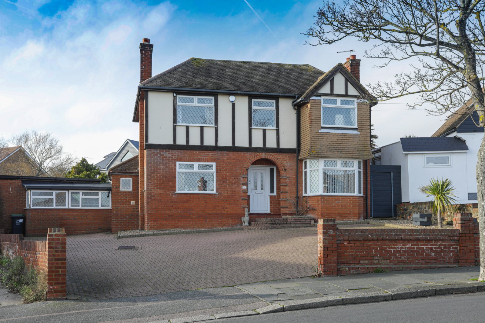 Winterstoke Crescent, Ramsgate, Kent, CT11 - Miles & Barr