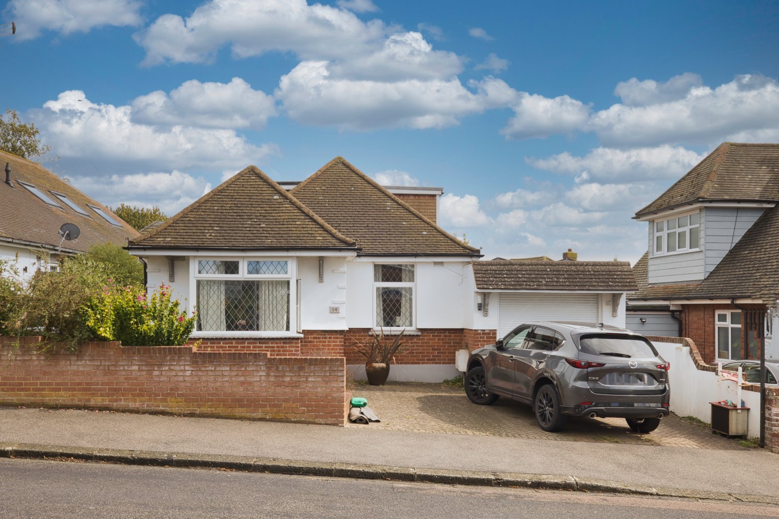 St. Lawrence Avenue, Ramsgate, CT11 - Miles & Barr